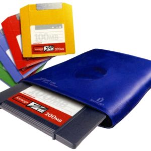Iomega 100MB Zip Drive Starter Kit for PC or Mac- External USB Connection - Includes Four 100MB Zip Disks